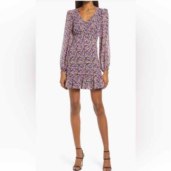 FLORET STUDIOS
Floral Ruched Balloon
Sleeve Minidress - Picture 1 of 2